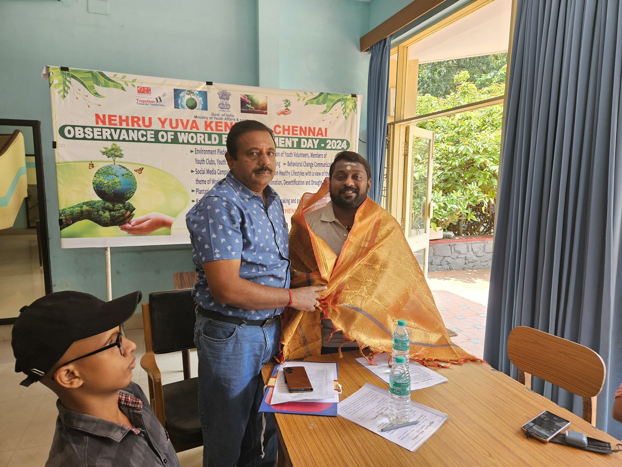 Image from gallery